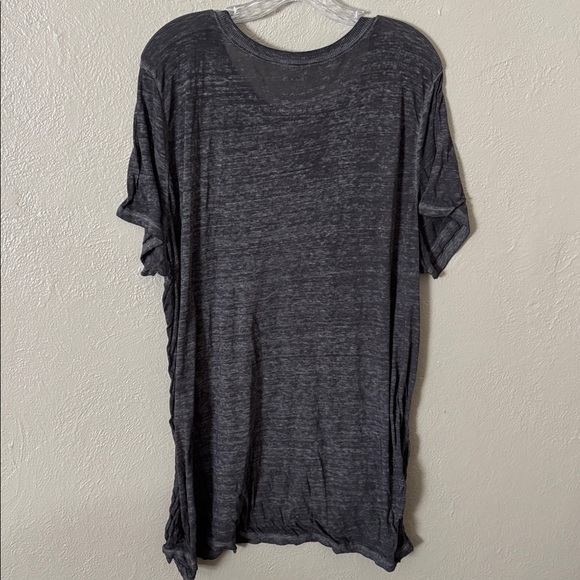 Torrid Women’s Plus Size LOVE Thin Classic Short Sleeve T-Shirt Gray 3X - Picture 5 of 5